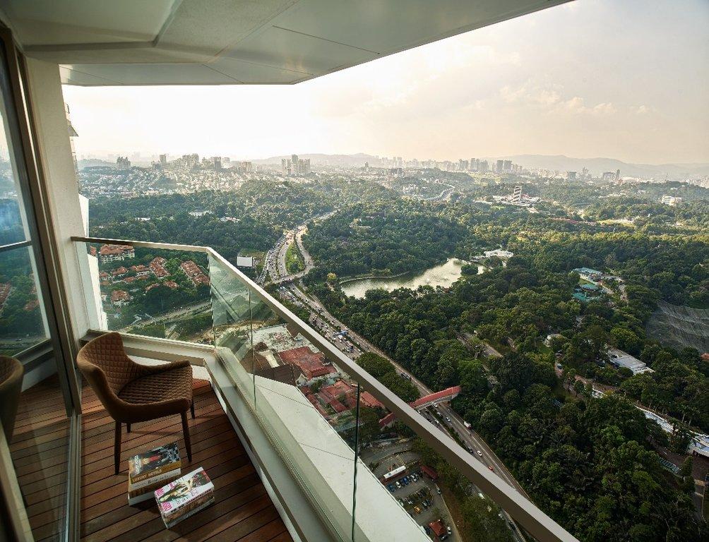 5 room luxury penthouse for sale in Oakville